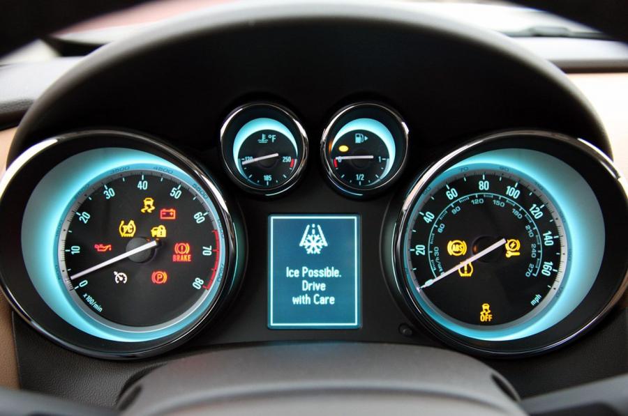  Buick Verano 2012 года  (фото 18 из 122)